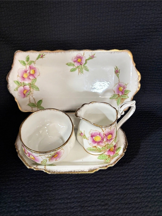 Royal Albert Other - Royal Albert Wild Rose Floral Tea Set in White & Pink. 4 pieces. So sweet!